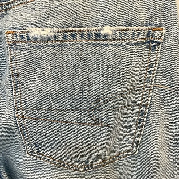American Eagle ‘90s Bootcut Distressed Jeans 10 Regular Light Wash Denim Vintage - Picture 13 of 16
